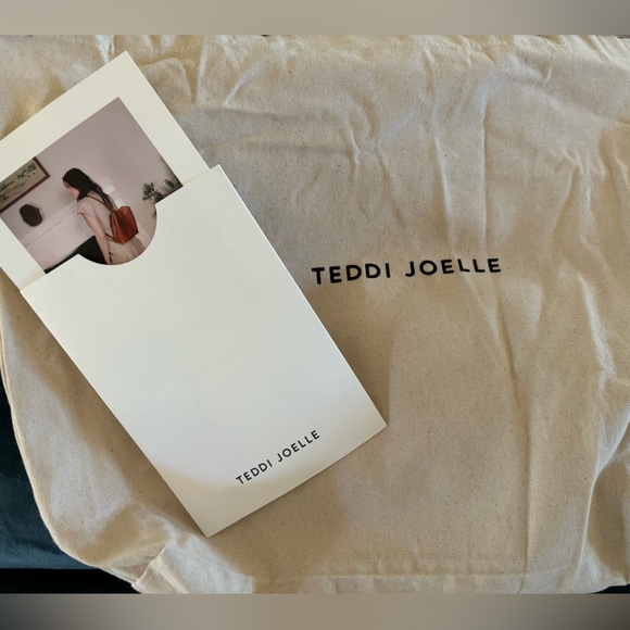 TEDDI JOELLE | MINI SAINT LUCIA CUSTOM LEATHER TOTE BAG - Picture 6 of 7